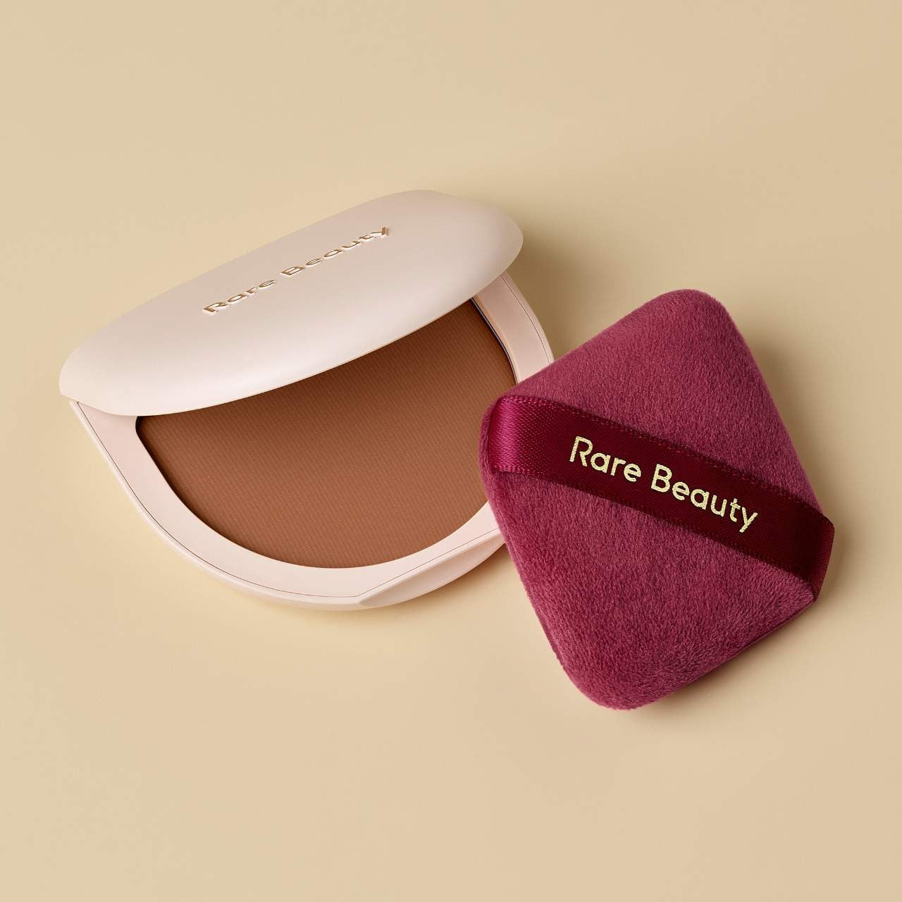 Rare Beauty Soft Touch Setting Powder and Baking Puff Duo *bajo pedido*