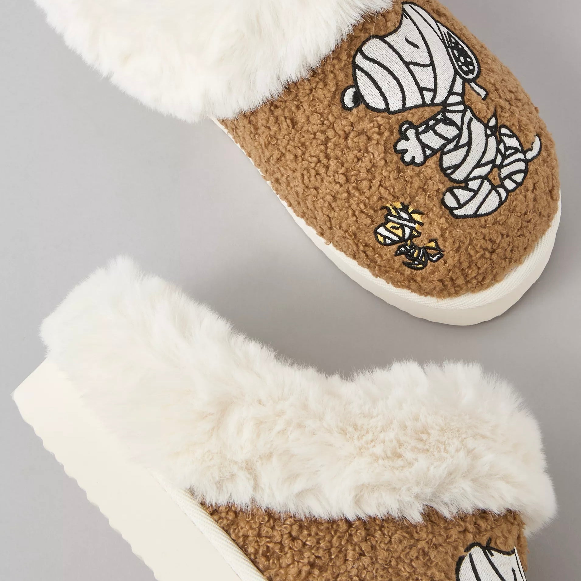 Pantuflas Colección AE x Peanuts *bajo pedido*