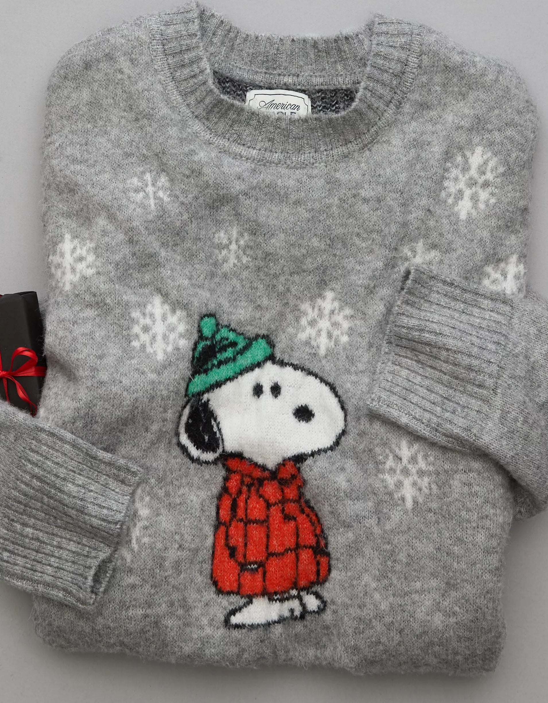 AE Whoa So Soft Oversized Snoopy Holiday Sweater *bajo pedido*